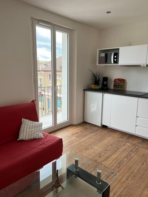 Apartment With Balcony Near Disneyland. Esbly Esterno foto